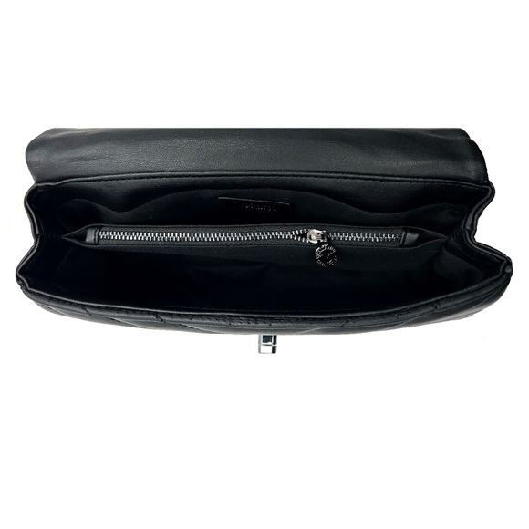 Valentino Orlandi
Black Quilted Chain handbag - Picture 2 of 5